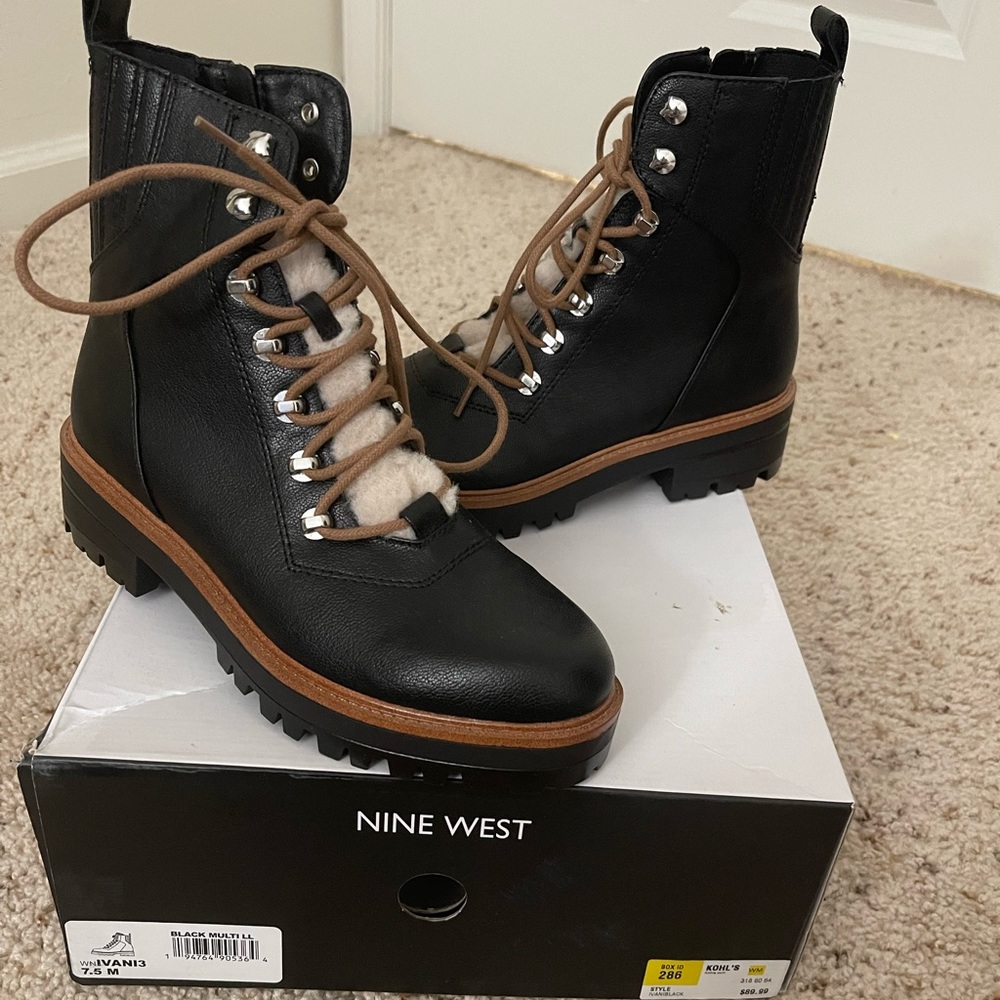 Nine West Boot  **NEVER WORN**